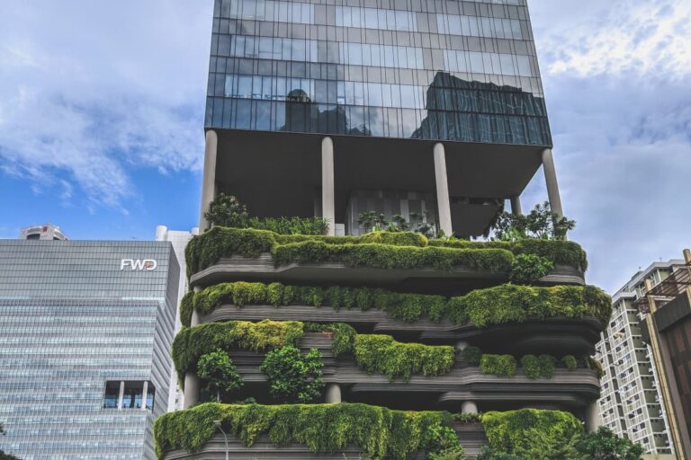 Luis Domingo Madariaga Lomelín sostiene que los edificios inteligentes tienen un potencial muy alto para el financiamiento colectivo