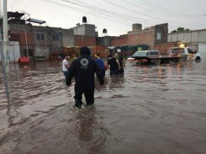 lluvias-Querétaro-comercio-la-voz