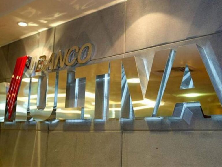 Fachada Banco Multiva