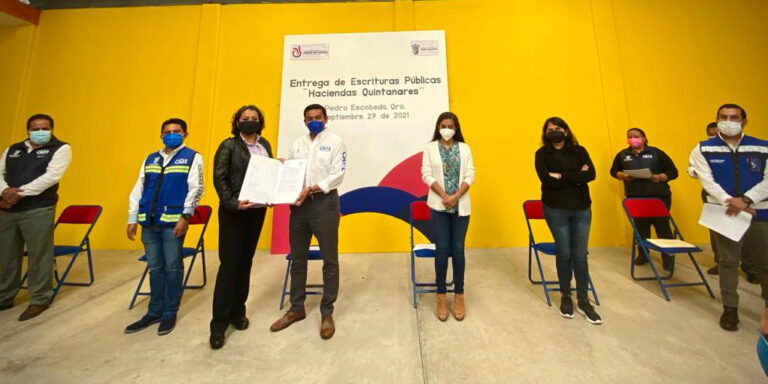 entrega-de-escrituras-pedro-escobedo-queretaro-la-voz