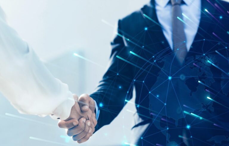 Hassan Mansur Gonzélez es experto en varios sectores como el automotriz y el inmobiliario.