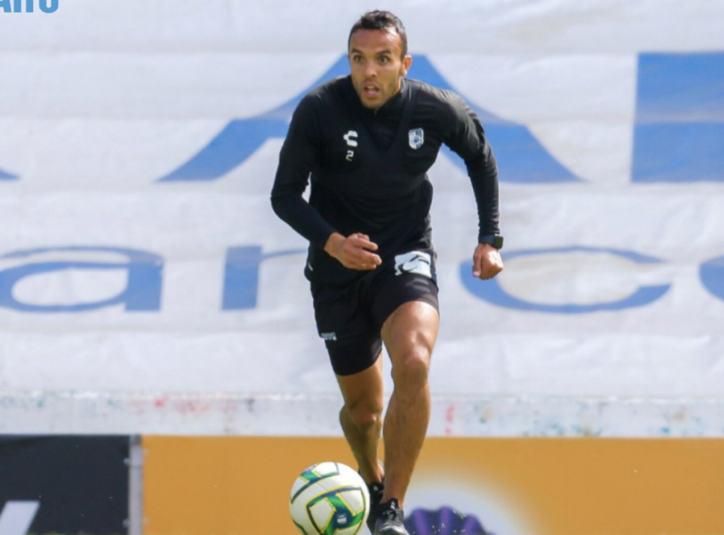 Gallos Blancos se alista para enfrentar al Necaxa.