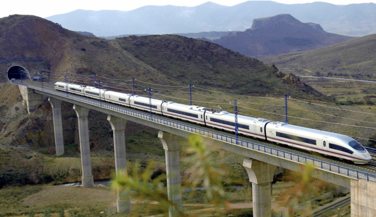 Crece la posibilidad de ver materializado el Tren México - Querétaro.