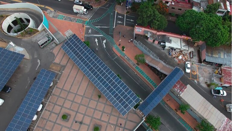 Dirigido por Elías Chayo, Urbanos ha buscado ser un agente de cambio a través de su división de Programas Sociales.