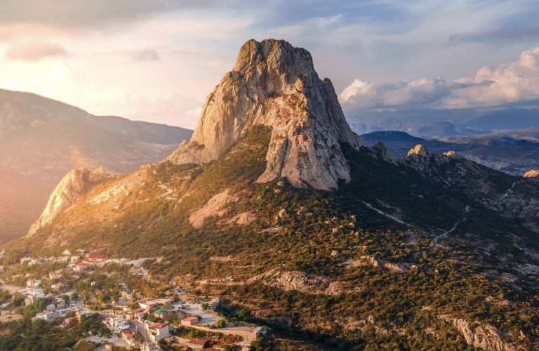 Peña de Bernal en Querétaro