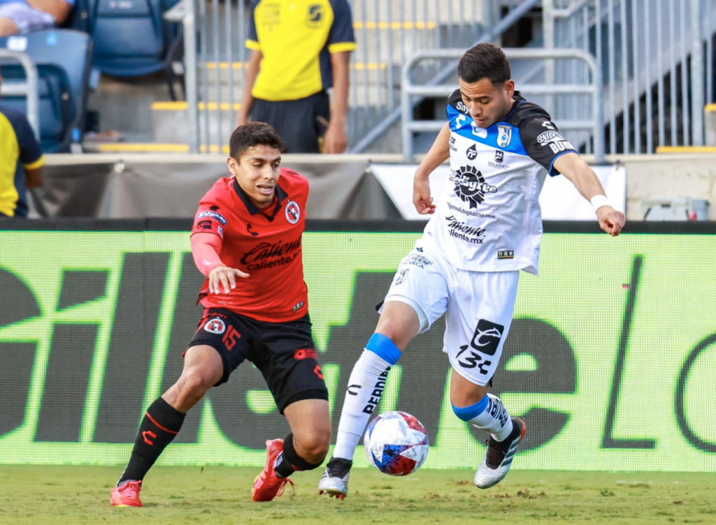 Gallos Blancos vencieron 1-0 a su "hermano mayor" Tijuana.
