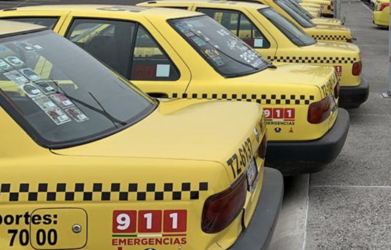 Con la integración de los taxis amarillos a las plataformas digitales, también se buscaría piso parejo entre taxistas y choferes de aplicación.