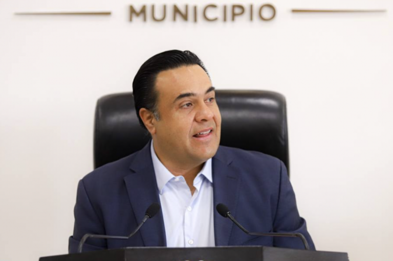 El alcalde queretano habló sobre la propuesta de policías encubiertos.