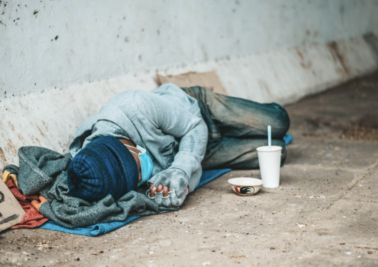 El Hogar de Transición "Cambiando vidas" apoya a personas en situación de calle.