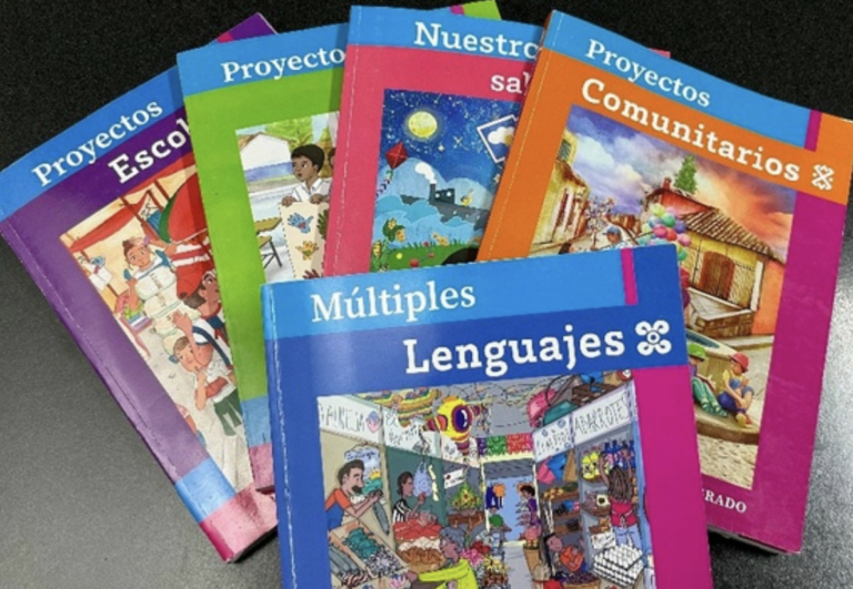 Alumnos queretanos de primer y tercer grado de primaria ya recibieron sus libros de texto de la SEP.