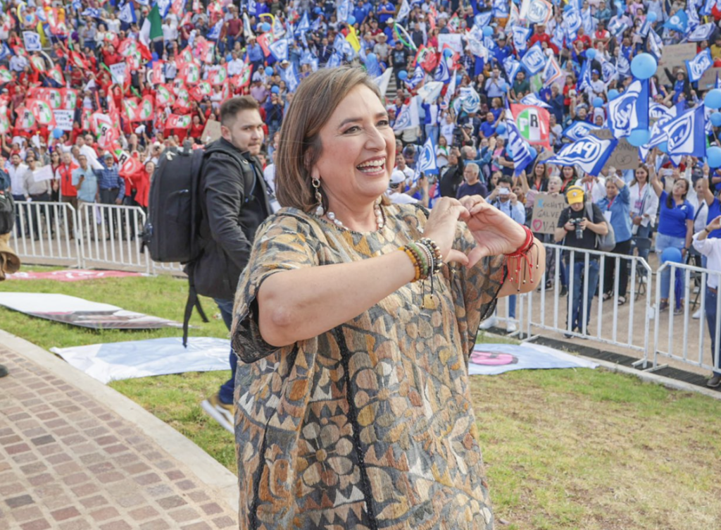 Xóxhitl Gálvez subrayó que su titulación fue por experiencia profesional.