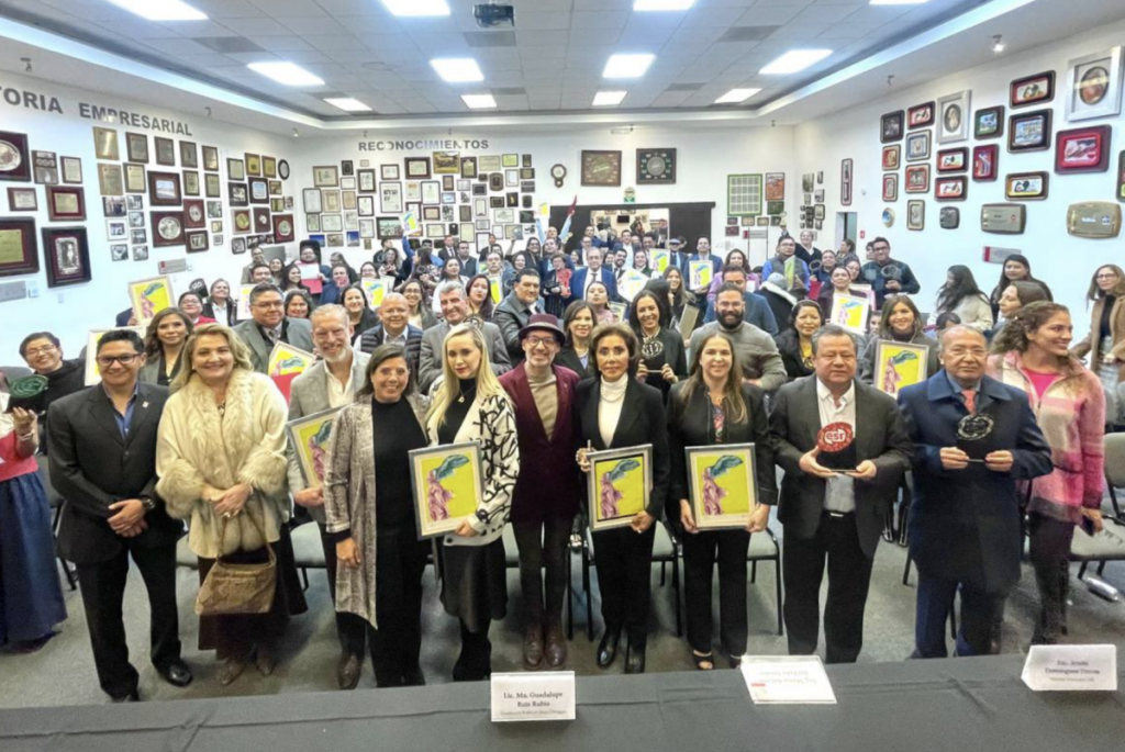 Reconocen a empresas queretanas con Distintivos ESR.