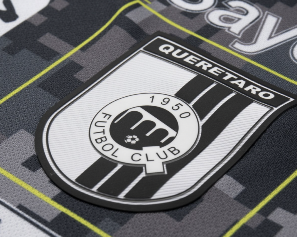 Gallos Blancos + Call of Duty + Charly