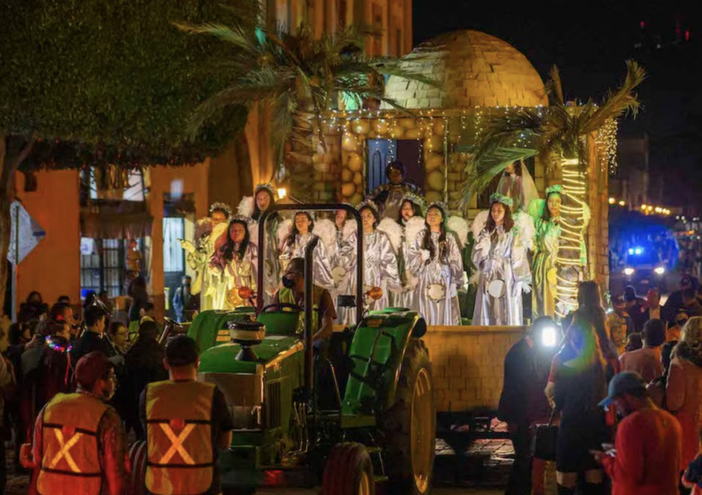 Carros bíblicos inician con el carro de la Posada.