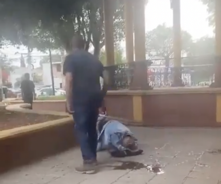 La golpiza que recibió el adulto mayo en Querétaro causó indignación.