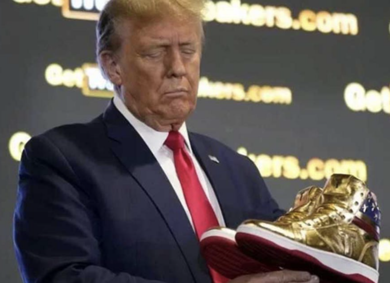 Son tres modelos de tenis los que actualmente tienen la línea de calzado de Donald Trump.