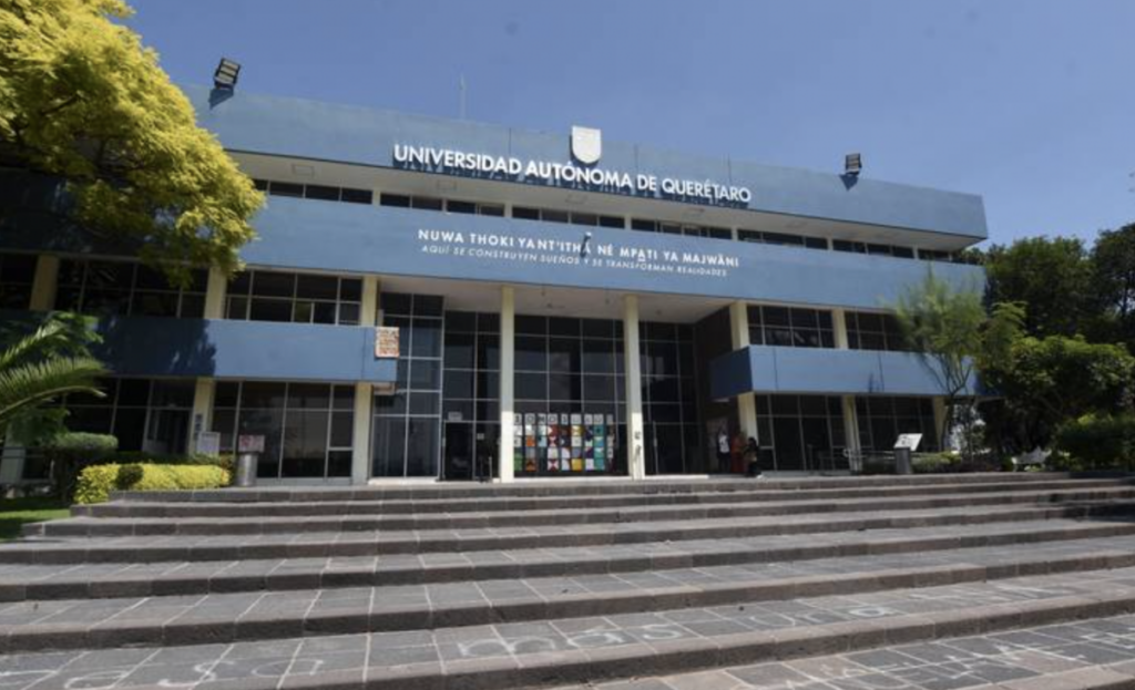 La UAQ asignó el 64.1% de su presupuesto total a Gasto en Servicios Personales durante el periodo de 2013 a 2022.