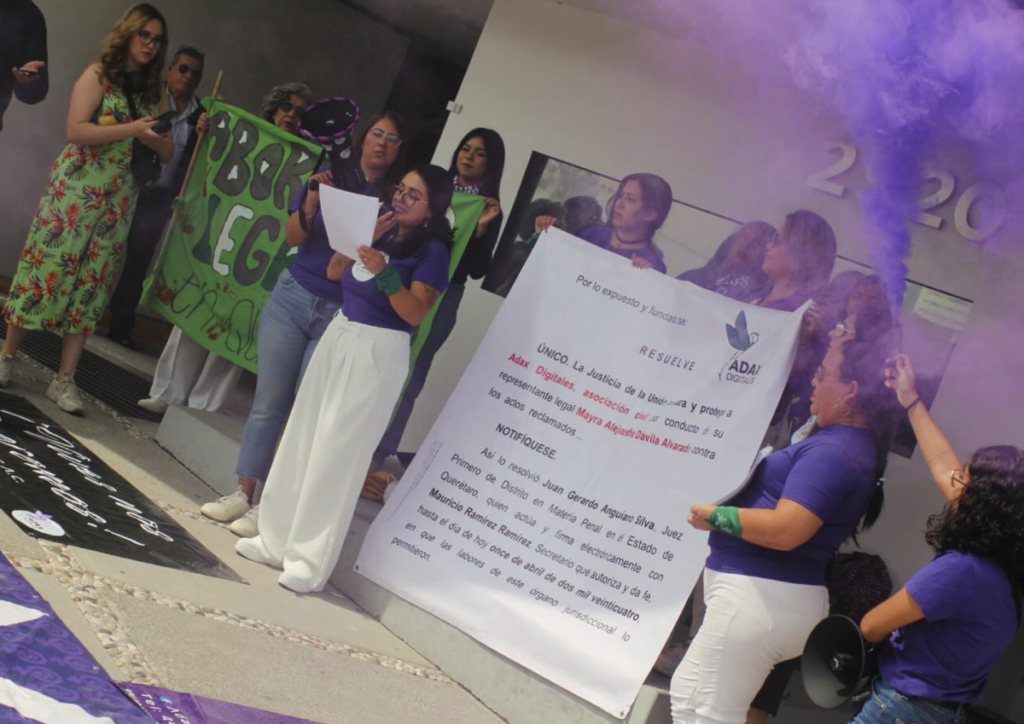 Colectivos de mujeres celebraron la orden del juez sobre el aborto.