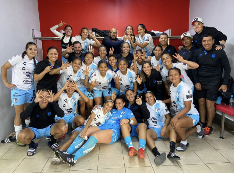 Gallos Blancos Femenil está luchando por la liguilla.