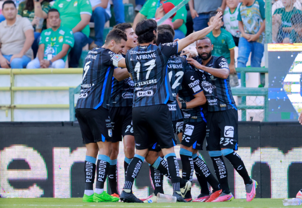 Gallos Blancos sumó tres puntos más en su carrera a la liguilla del Clausura 2024.