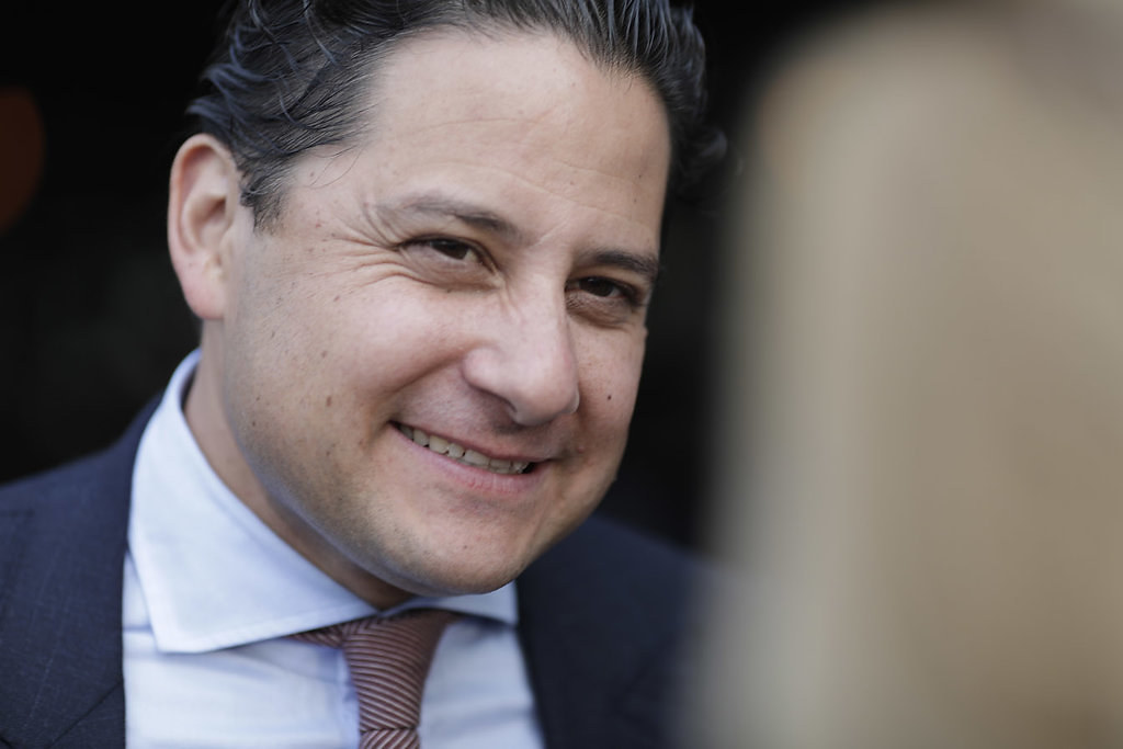 Luis Doporto Alejandre firma acuerdo para fortalecimiento estratégico de Marzam