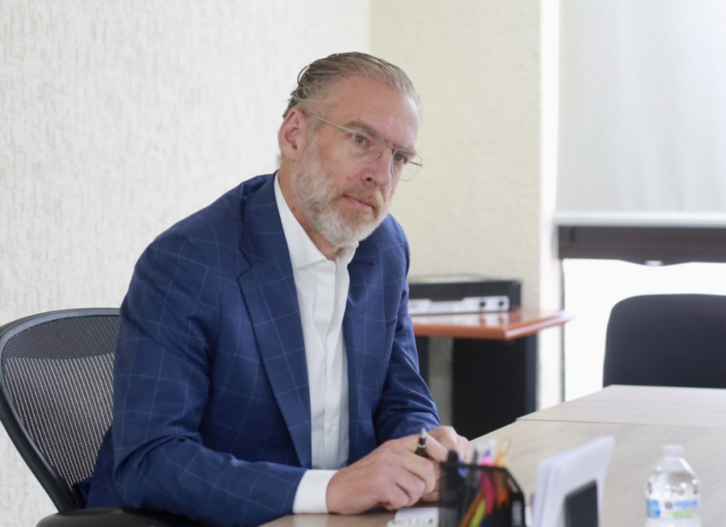 Del Petre dijo que han detectado que las empresas sancionadas realizan descargas de agua en lugares indebidos.