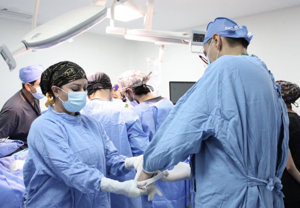 Autoriza familia donación de órganos para cinco pacientes en lista de espera.