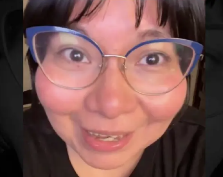 La joven espera le respeten el precio de cero pesos.