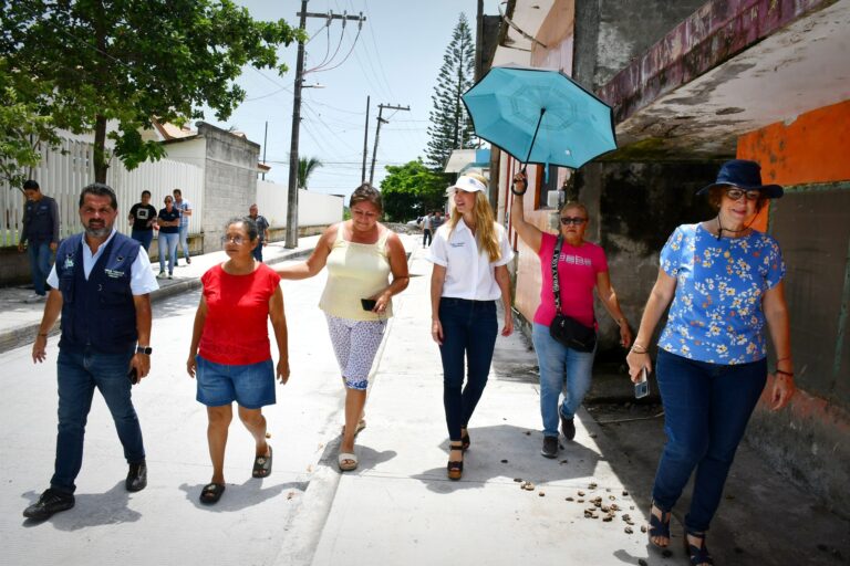 Ayuntamiento de Veracruz mejora infraestructura vial: Patricia Lobeira Rodríguez