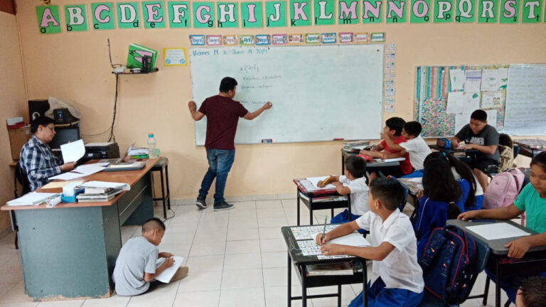 La UAQ busca preservar lenguas indígenas