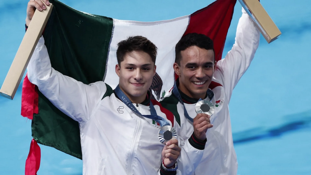 ¡Otra plata para México! Clavadistas consiguen medalla en París 2024