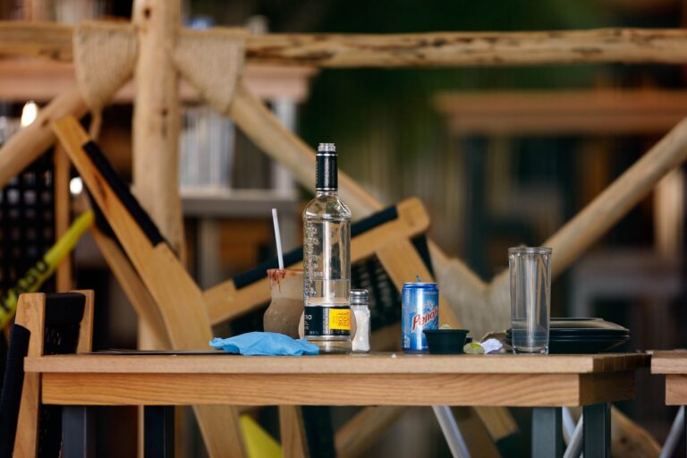 Autoridades refuerzan seguridad en Querétaro con operativos y clausuras