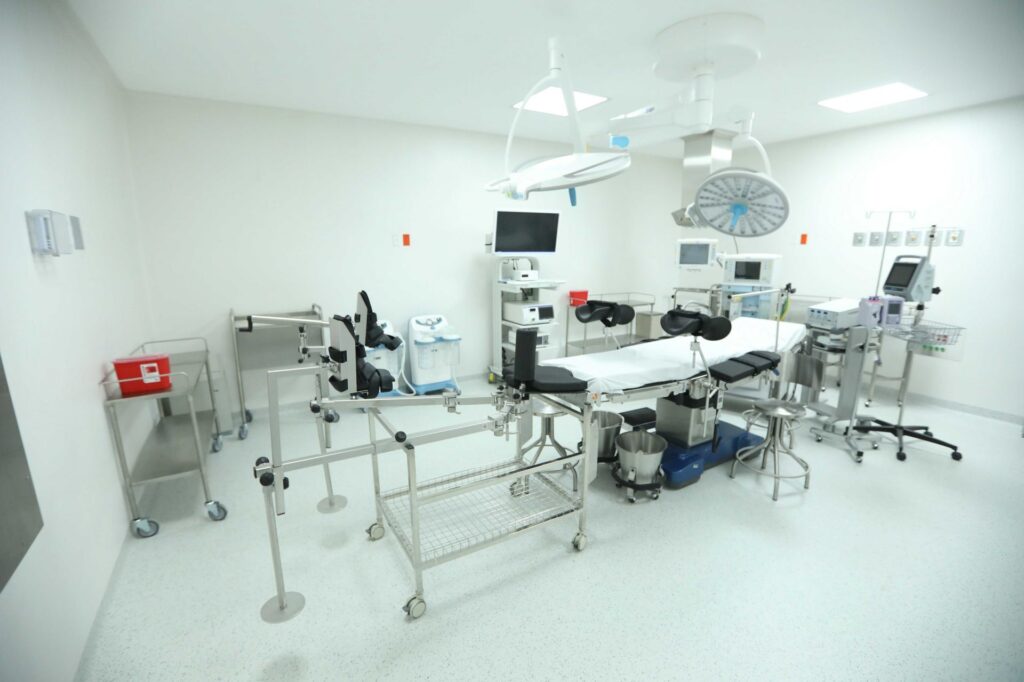 Investigan a médicos por mala praxis