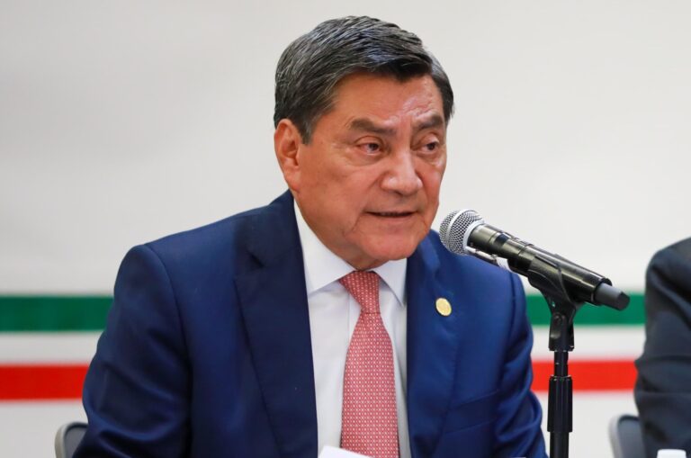 Óscar Cantón Zetina, abierto a lanzarse a los brazos de China