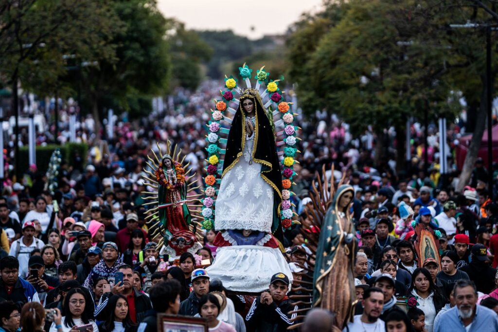 La Virgen de Guadalupe: Un Símbolo de Fe y Unidad Nacional