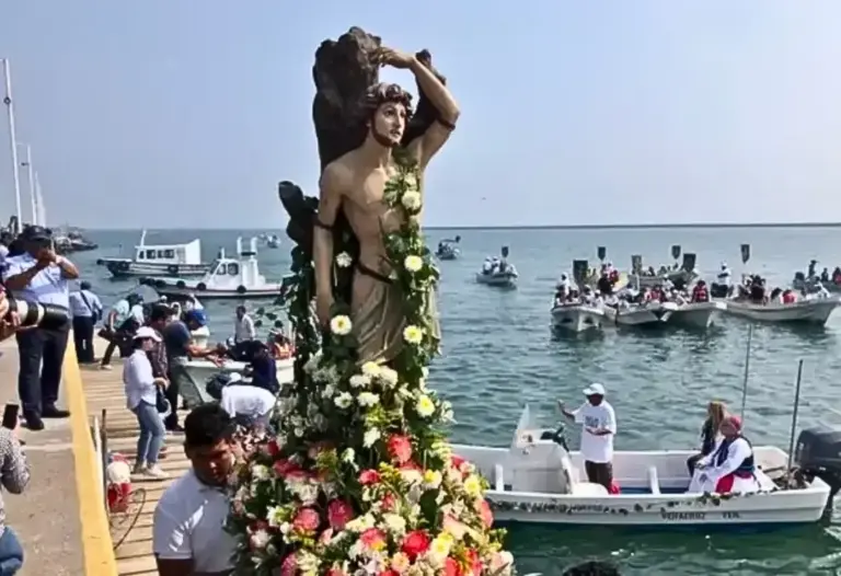 Tradiciones jarochas conectan generaciones: Patricia Lobeira Rodríguez