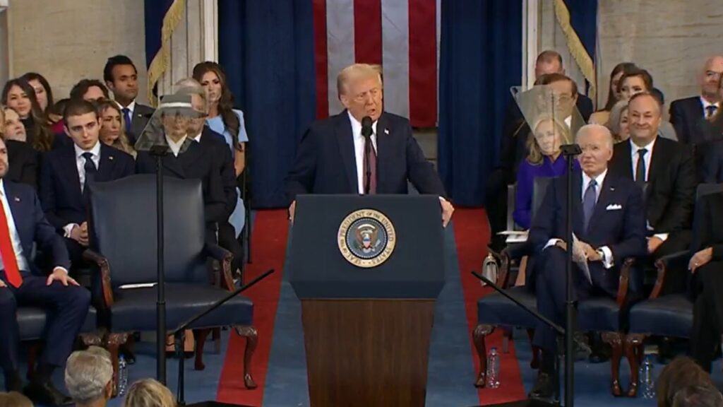 Donald Trump asume la presidencia con un discurso cargado de polémicas: "La era dorada de América empieza ahora"