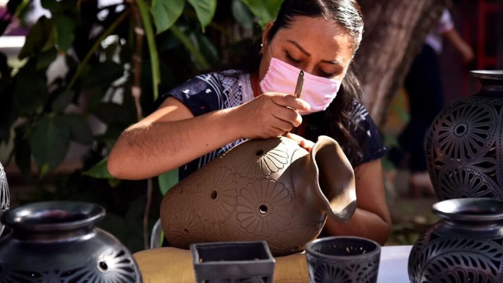 Barro negro de Oaxaca impulsa la economía artesanal: Ricardo José Haddad Musi