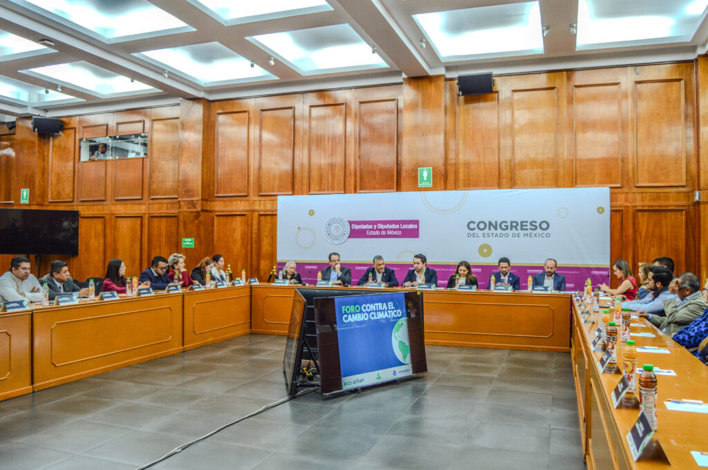 AJEMEX aborda desafíos ambientales en “Foro contra el Cambio Climático”