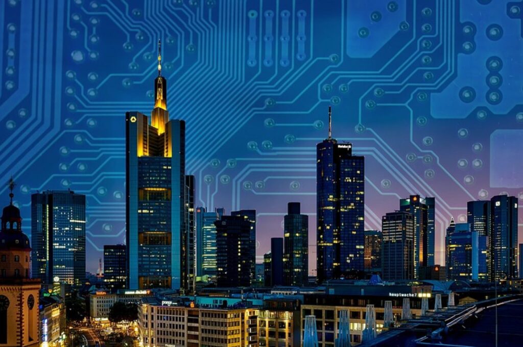 Ernesto Mizrahi Haiat promueve soluciones inteligentes para ciudades seguras