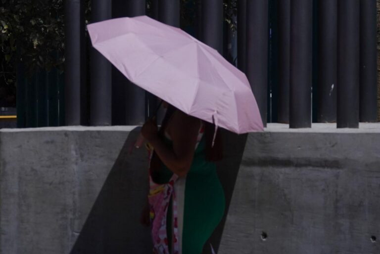 Ola de calor extrema en Querétaro: prevén hasta 43°C