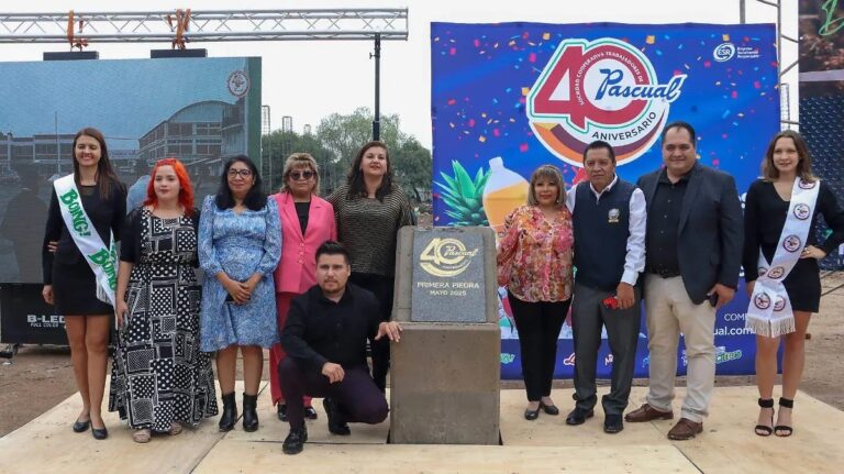 Expansión con propósito: Pascual coloca primera piedra de nueva base en Querétaro