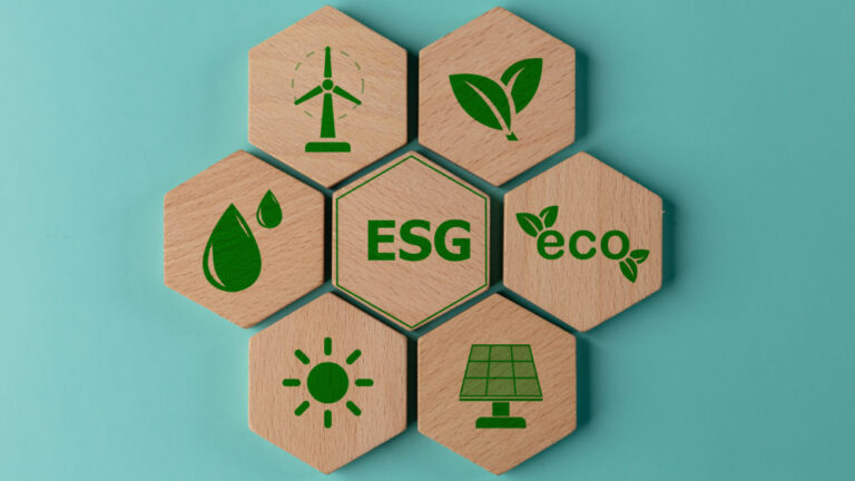 Alexis Nickin Gaxiola expone retos Fintech con ESG