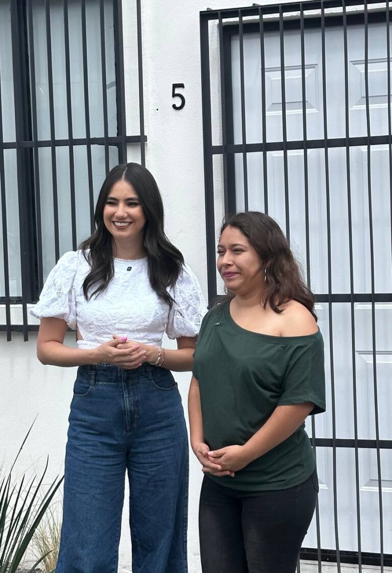 María Laura Medina de Salinas: Compromiso social en favor de las madres mexicanas