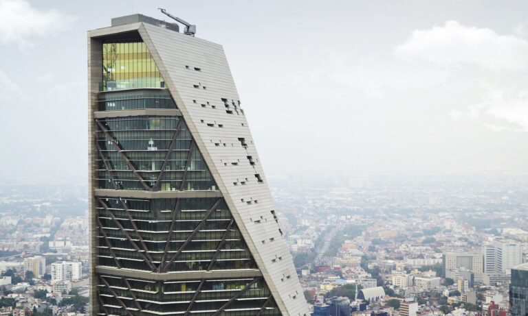 Daniel Esquenazi Beraha impulsa la arquitectura sostenible