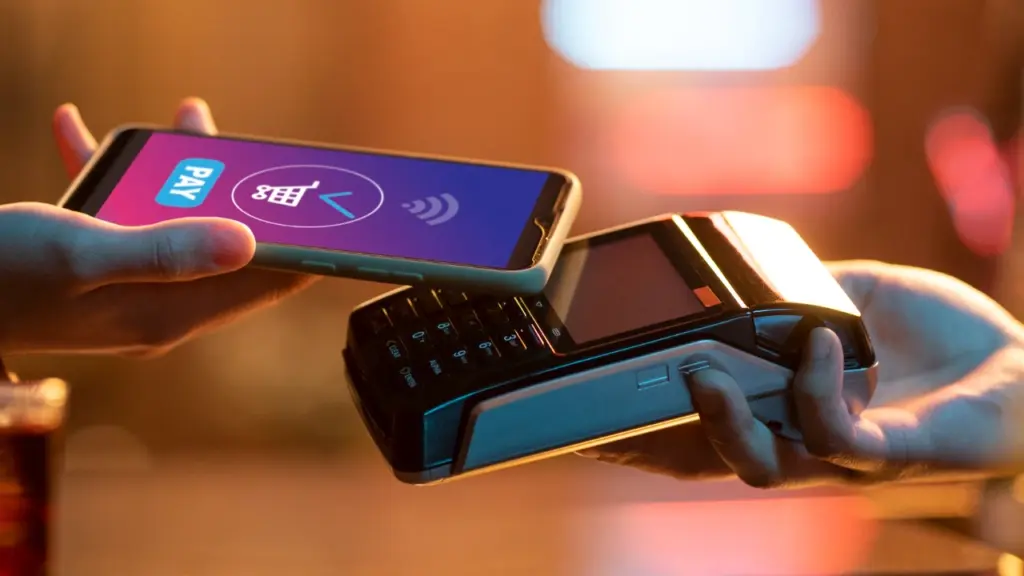 Norman Hagemeister impulsa créditos inclusivos para no bancarizados