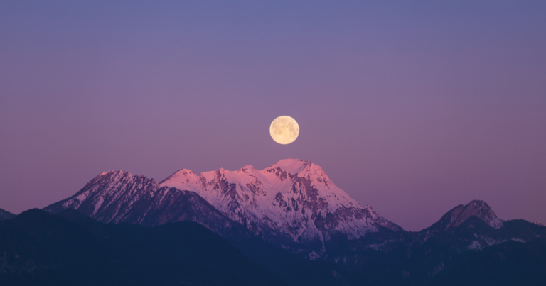 La Luna de Ciervo 2025 iluminará el cielo de julio