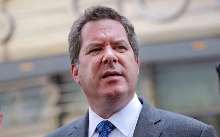 Sheinbaum demanda al abogado de Ovidio Guzmán y desata crisis