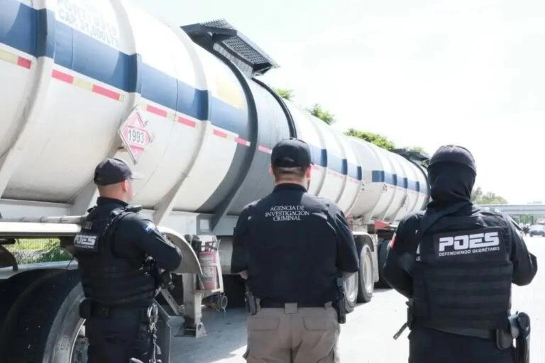 Aseguran huachicol y droga en operativos en Querétaro