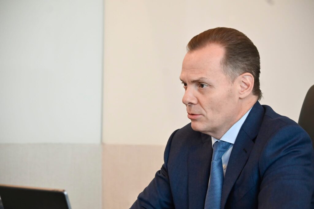 Olegario Vázquez Aldir dirige Vazol y transforma vidas para mejor